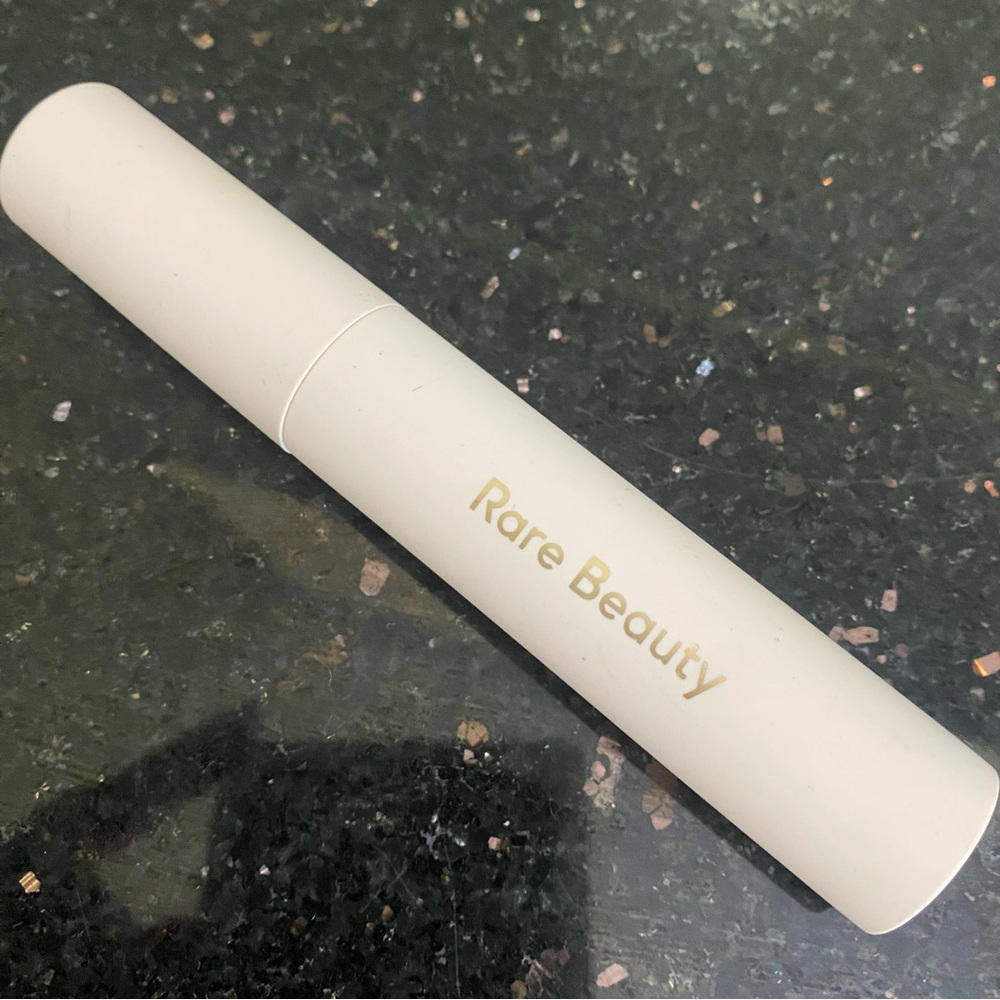 NEW RARE BEAUTY PERFECT STROKES MASCARA ๐๏ธ๐ค - Picture 4 of 5